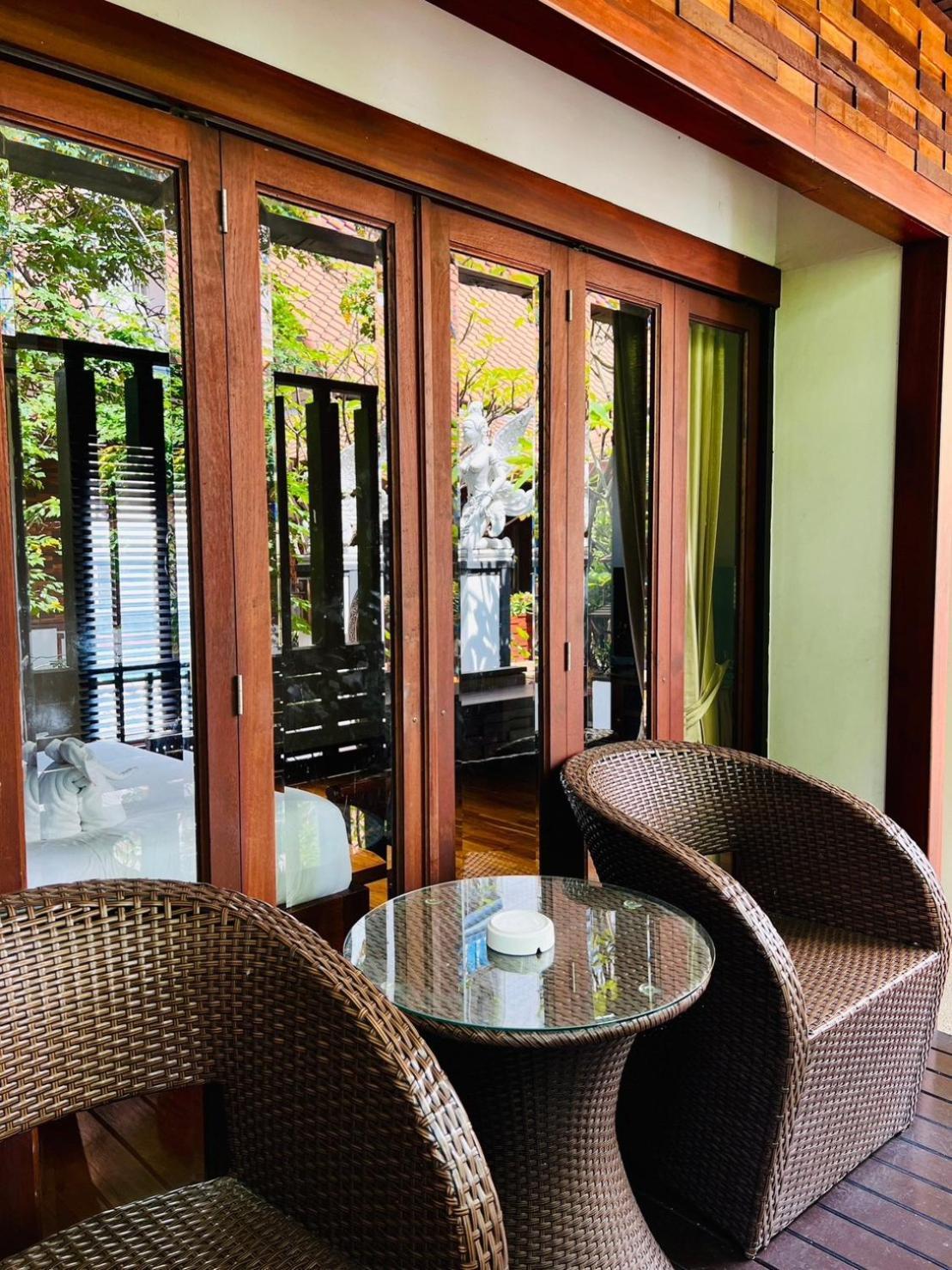 Yotaka Boutique Hotel Bangkok Exteriör bild